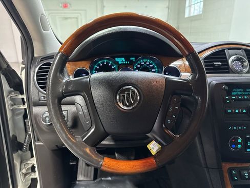 Used 2012 Buick Enclave Leather FWD image 10