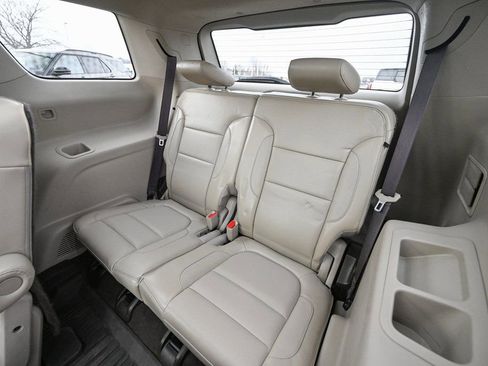 Used 2017 GMC Acadia Denali w/ Technology Package image 23