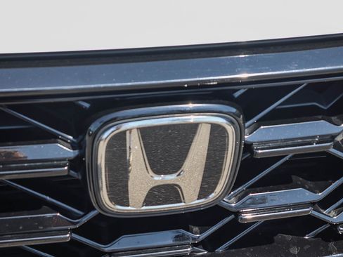 Certified 2025 Honda CR-V Sport-L image 4