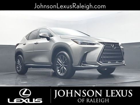 Used 2024 Lexus NX 250 FWD image 14
