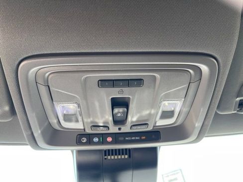 New 2026 GMC Sierra 1500 SLE w/ Preferred Package AWD/4WD image 26