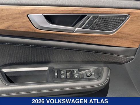 Certified 2026 Volkswagen Atlas SE w/ Panoramic Sunroof Package FWD image 12