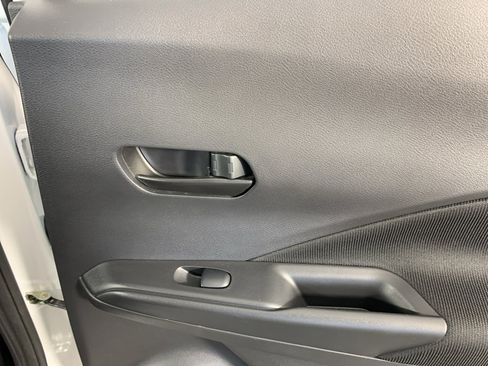 Used 2025 Nissan Kicks Play S FWD image 37