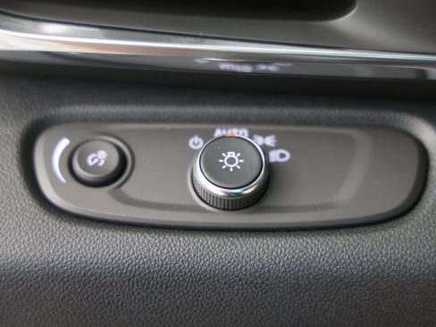 New 2025 Buick Envista Preferred w/ Convenience I Package image 24