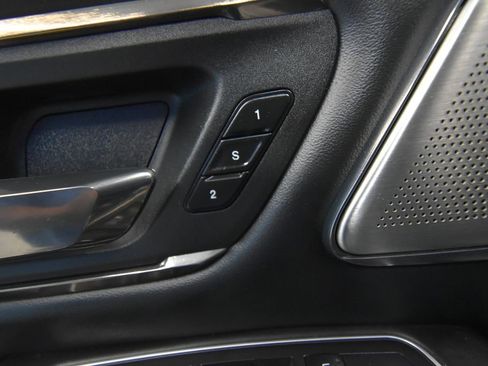 Used 2021 RAM 1500 Limited image 7