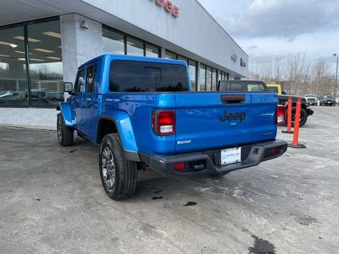 New 2026 Jeep Gladiator Sport image 7