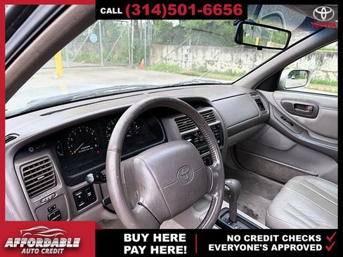 Used 1998 Toyota Avalon XLS FWD image 9