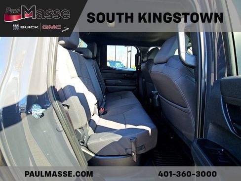 Used 2025 Toyota Tacoma SR5 AWD/4WD image 20