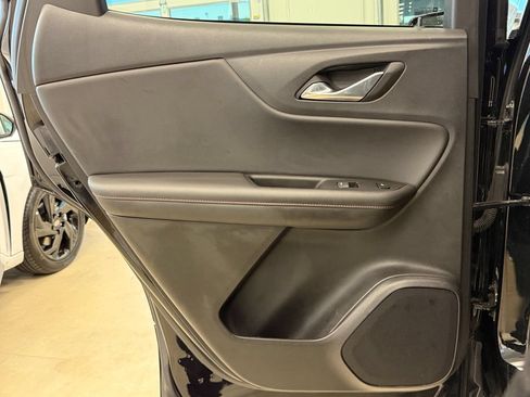 Used 2022 Chevrolet Blazer RS w/ Enhanced Convenience Package AWD/4WD image 33