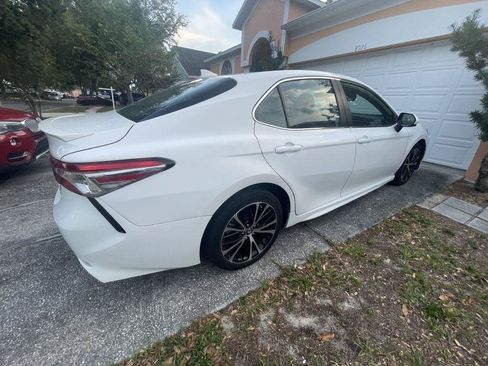 Used 2019 Toyota Camry SE FWD image 28