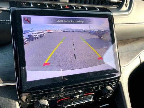 Certified 2025 Jeep Grand Cherokee L Limited AWD/4WD image 21