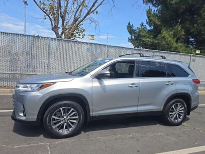 Used 2019 Toyota Highlander XLE