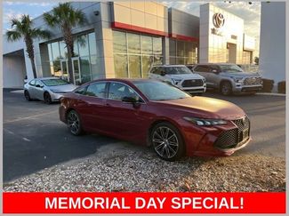 Used 2019 Toyota Avalon XSE w/ All Weather Liner Package FWD video 1