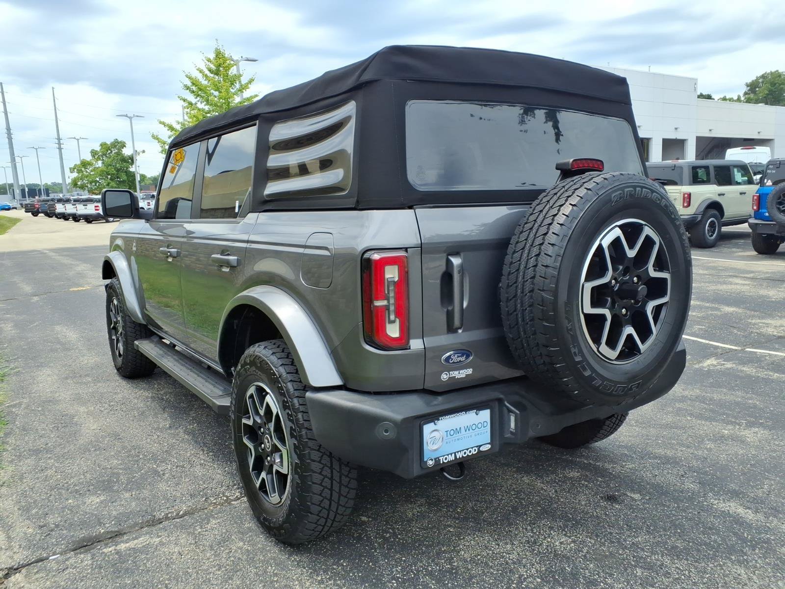 Used 2021 Ford Bronco Outer Banks AWD/4WD image 8