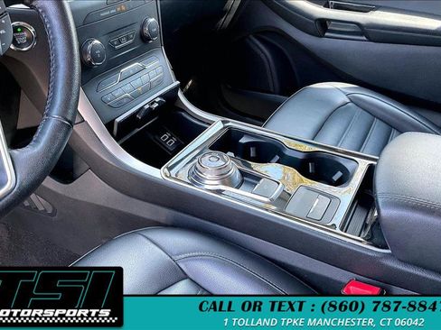 Used 2020 Ford Edge SEL AWD/4WD image 14
