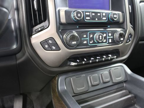 Used 2017 GMC Sierra 2500 Denali w/ Duramax Plus Package AWD/4WD image 48