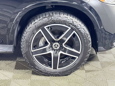 Used 2023 Mercedes-Benz GLC 300 4MATIC image 24
