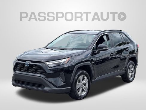 Used 2024 Toyota RAV4 LE AWD/4WD image 1