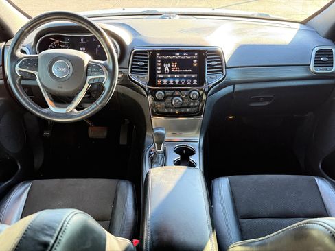 Certified 2020 Jeep Grand Cherokee Altitude image 13