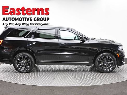 Used 2022 Dodge Durango GT w/ Blacktop Package AWD/4WD image 4