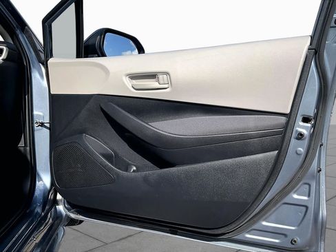 Used 2024 Toyota Corolla LE FWD image 23