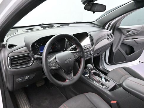 Used 2023 Chevrolet Equinox RS image 16