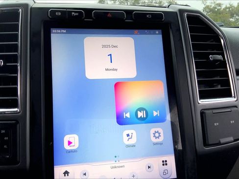 Used 2017 Ford F350 XLT w/ XLT Value Package image 34