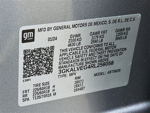 Used 2024 GMC Terrain SLT w/ LPO, Floor Liner Package image 31