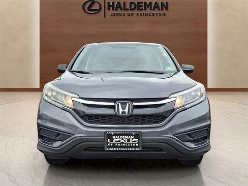 Used 2016 Honda CR-V LX image 2