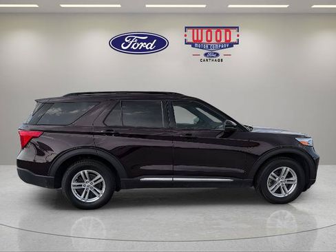 Used 2023 Ford Explorer XLT w/ Equipment Group 202A AWD/4WD image 2