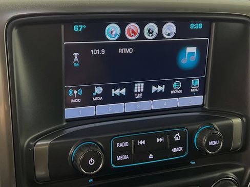 Used 2018 Chevrolet Silverado 1500 LT w/ All Star Edition image 26