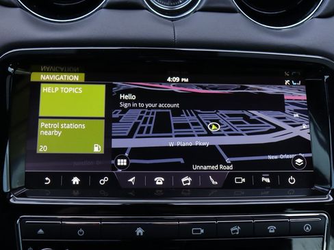 Used 2019 Jaguar XJ L Portfolio image 25