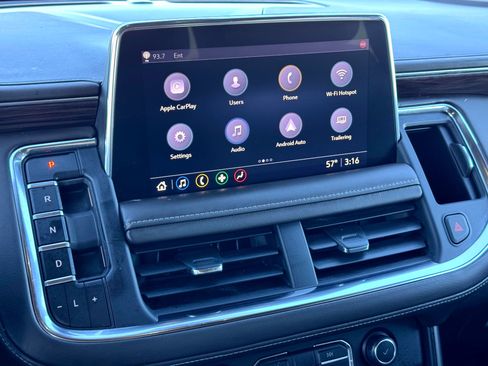 Used 2021 Chevrolet Tahoe LT image 32