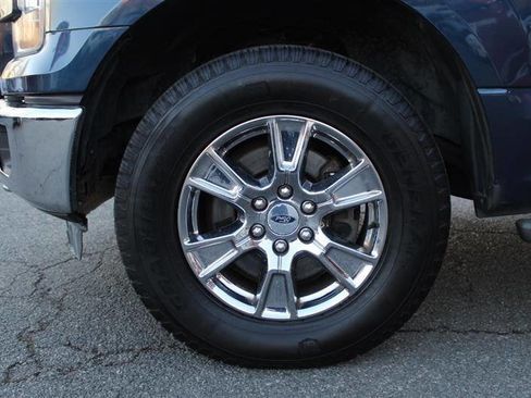 Used 2015 Ford F150 XLT w/ Equipment Group 302A Luxury image 9