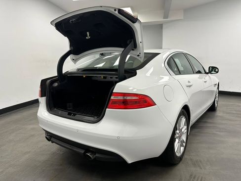 Used 2018 Jaguar XE Premium image 55