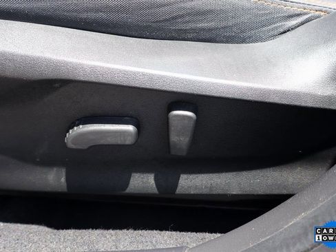 Used 2023 Subaru Crosstrek 2.0i Premium image 14