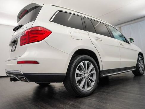 Used 2013 Mercedes-Benz GL 450 4MATIC image 32