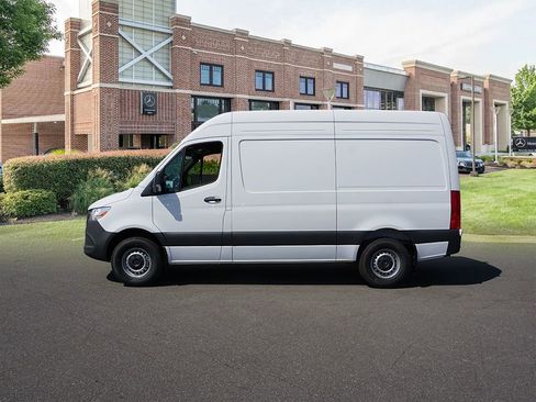 New 2025 Mercedes-Benz Sprinter 2500 image 4