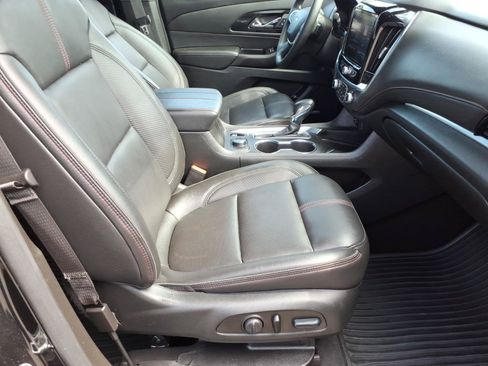 Certified 2023 Chevrolet Traverse RS AWD/4WD image 8