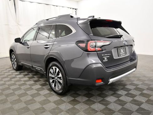 Used 2024 Subaru Outback Touring image 5