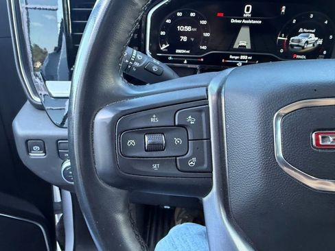 Used 2023 GMC Sierra 1500 Elevation image 9