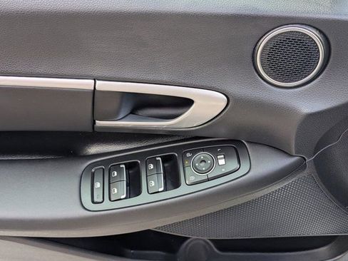 Used 2025 Hyundai Sonata SEL image 16