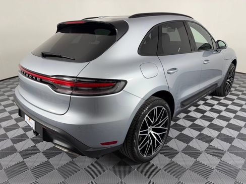 Certified 2024 Porsche Macan AWD/4WD image 10