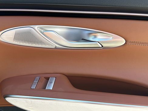 New 2026 Genesis GV70 2.5T Advanced AWD/4WD image 17