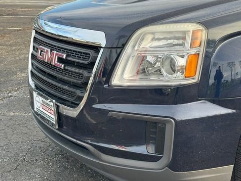 Used 2017 GMC Terrain SLE FWD image 8