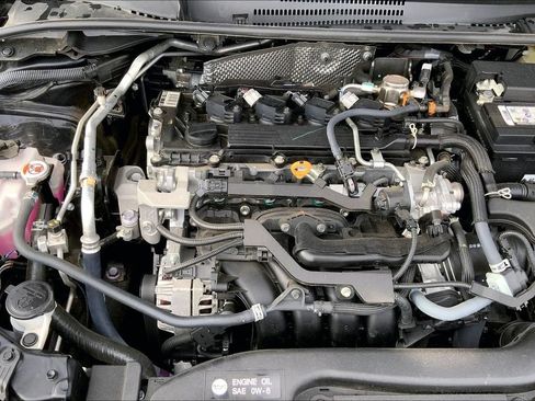 Used 2025 Toyota Corolla SE FWD image 31