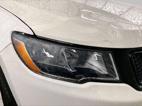 Used 2021 Jeep Compass Latitude AWD/4WD image 27