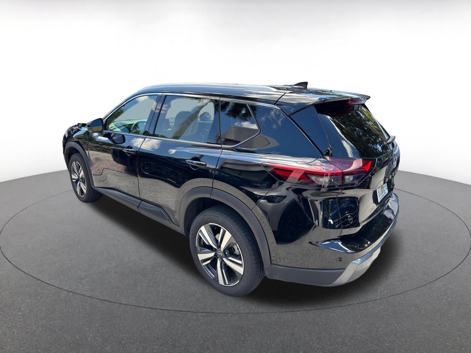 Used 2026 Nissan Rogue SL FWD image 7