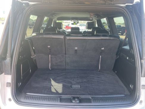Used 2024 Jeep Wagoneer Series II w/ Flexible Seating Group AWD/4WD image 14