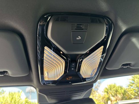 New 2026 BMW X5 xDrive40i w/ M Sport Package image 28